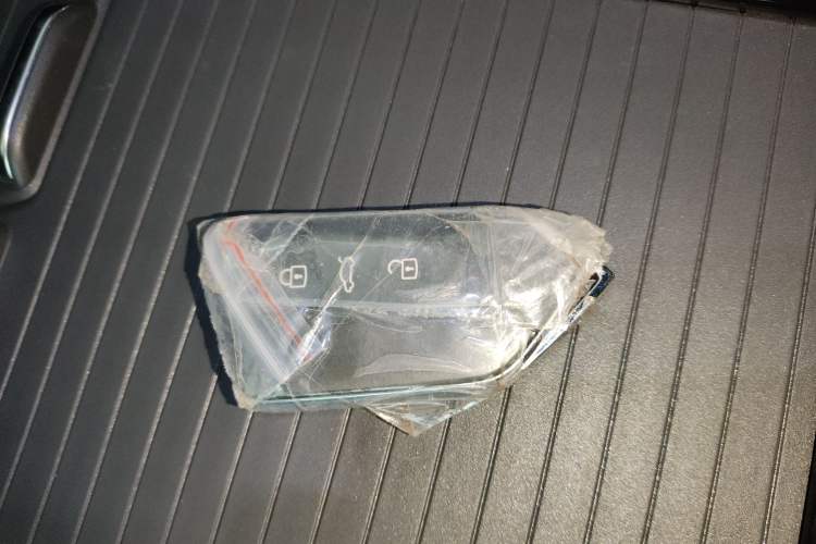 Used Volkswagen ID.4 X 2025 Smart Version Pure & Intelligent Enjoyment Edition Interior 1