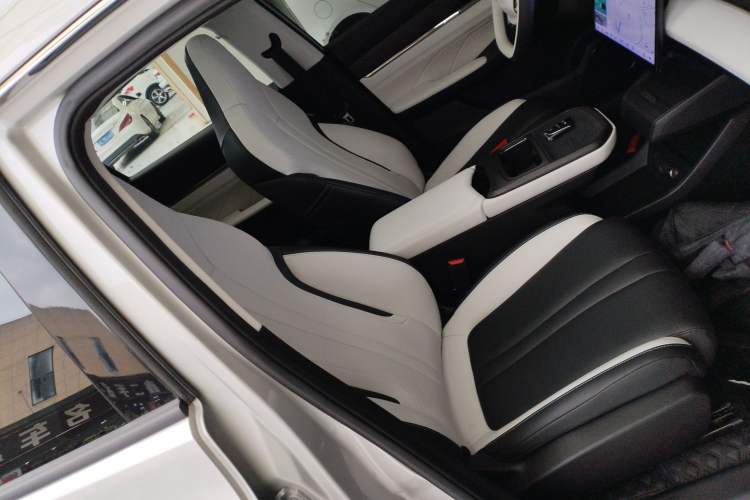 Used Dongfeng Aeolus L7 New Energy 2024 518 Pro Right Front Seat
