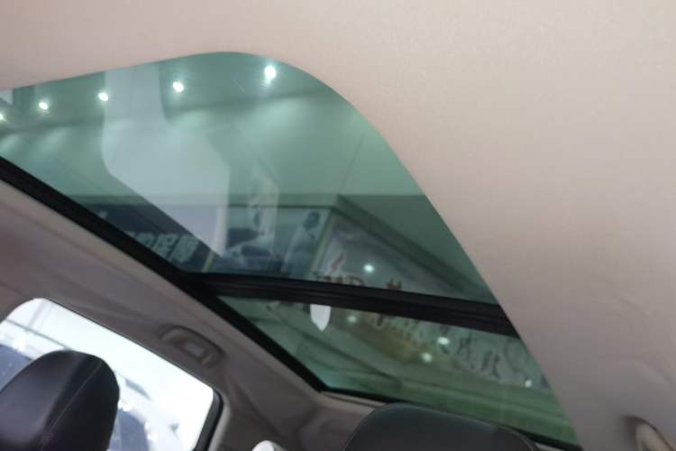 Used Roewe RX5 2018 20T Two-Wheel Drive Automatic Flagship Edition
