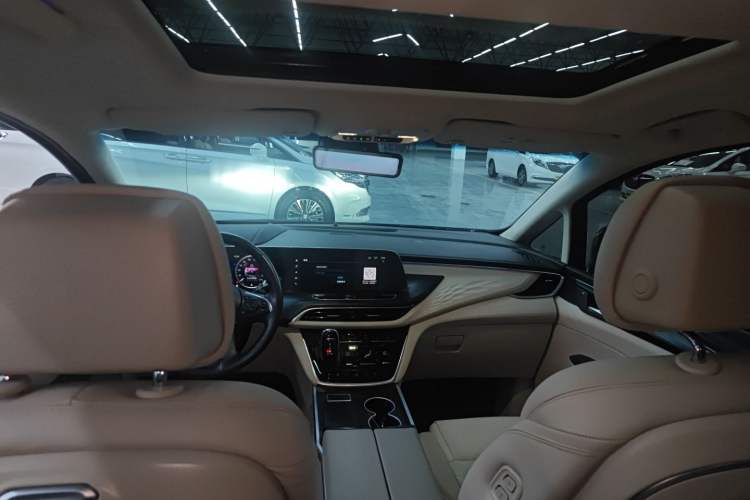 Used Buick GL8 2021 Avenir Aivia 7-Seater Luxury Edition
