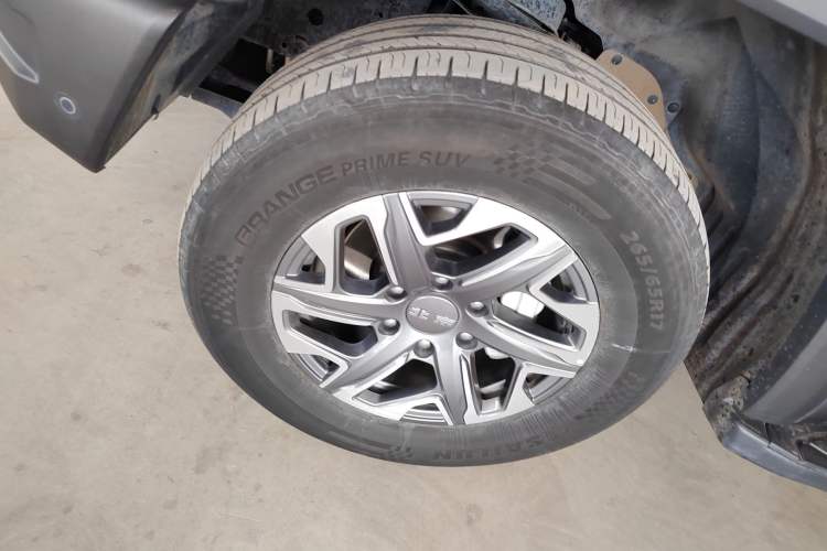 Used BAIC Off-Road BJ40 2024 2.0T All-New Urban Hunter Edition Chivalrous Style
