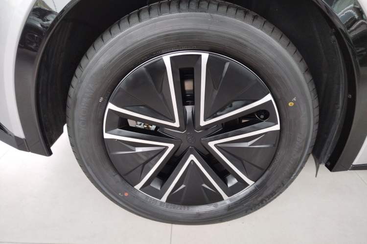 Used Toyota bZ5 2025 Model 550 JOY