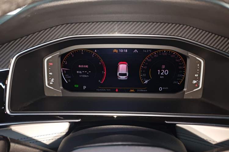 Used Volkswagen Tiguan L 2023 Facelifted 380TSI Automatic All-Wheel Drive R-Line Plus Version 7-Seater Instrument Cluster