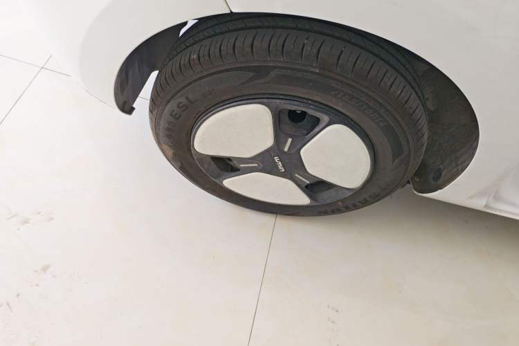 Used CHANGAN NEVO Lumin 2025 301km Honey Dew Edition