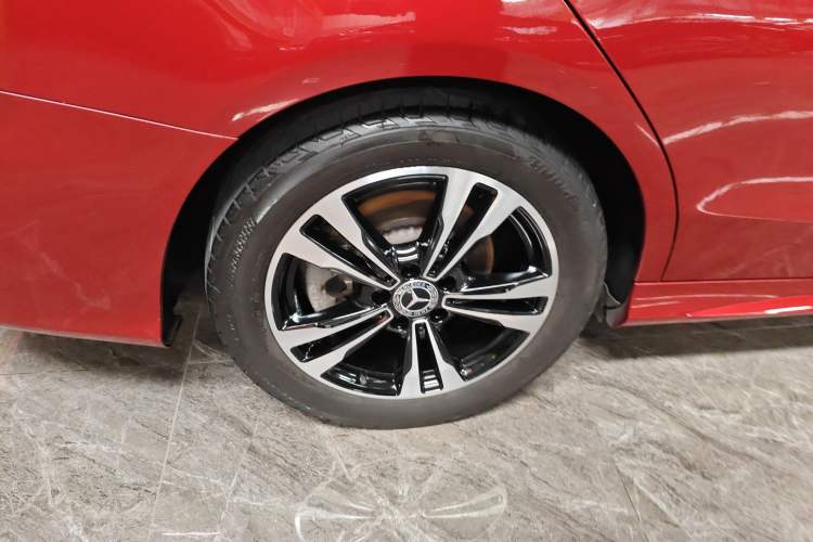 Used Mercedes-Benz C-Class 2017 Restyled C 200 Sport Edition
