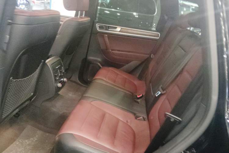 Used Volkswagen Touareg 2014 4.2L Standard Edition