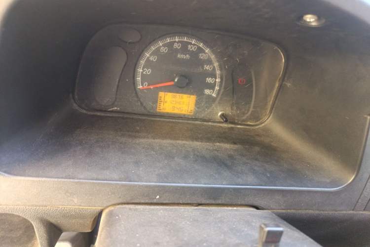 Used Wuling Zhiguang 2015 1.2L Practical LS-I Model