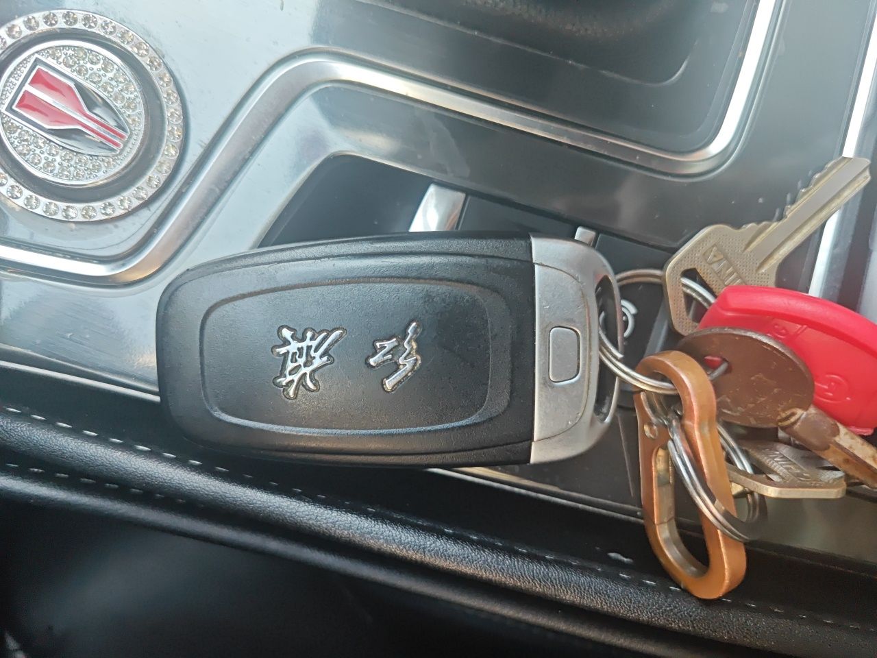Hongqi H5 2022 Classic Model 1.5T DCT Flagship Edition - Chinese Trim Yun — снимка 20
