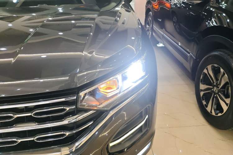 Used Volkswagen Tayron 2019 330TSI Four-Wheel Drive Luxury Version China VI Standard
