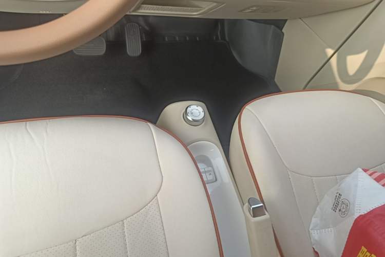 Used Wuling Hongguang MINIEV 2024 3rd Generation 215km Advanced Version