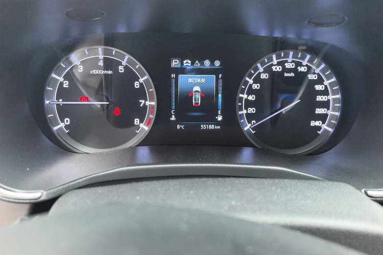 Used CHANGAN Ruicheng CC 2021 Blue Whale Edition 1.5T DCT Luxury Model Odometer Close Up