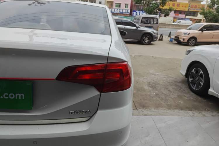 Used Volkswagen Bora 2017 1.6L Automatic Comfort Model