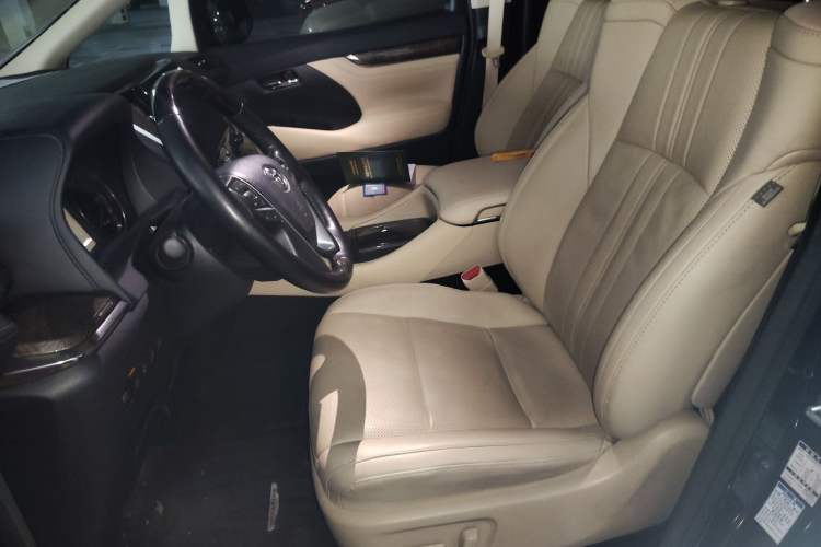 Used Toyota Vellfire 2021 Crown Dual-Engine 2.5L HV Supreme Edition