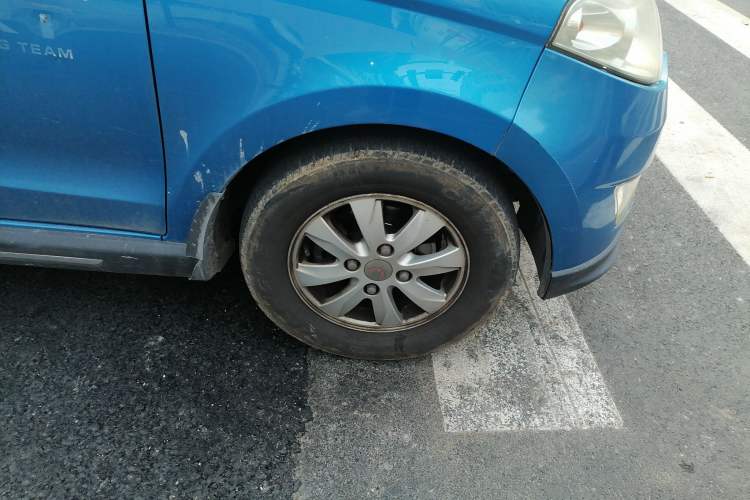 Used Wuling Hongguang 2014 1.2L S Comfort Model China IV
