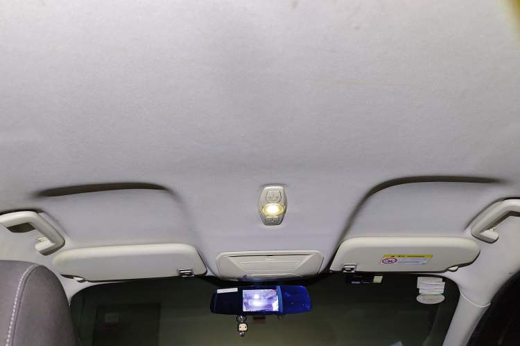 Used Ford Kuga 2017 EcoBoost 180 Two-Wheel-Drive Elite Trim
