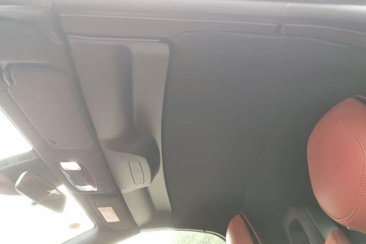 Used MG Cyberster 2024 501km Charming & Heartwarming Edition
