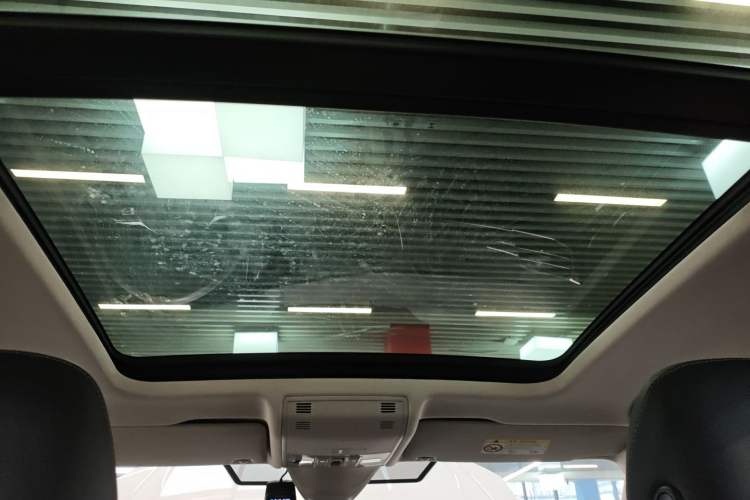 Used Volkswagen Tayron 2020 380TSI Four-Wheel Drive Luxury Connect Pro Edition Headliner