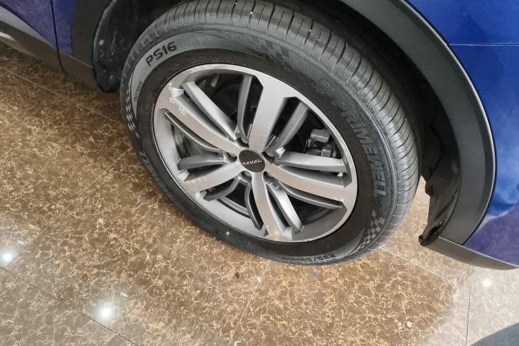 Used Haval H6 2019 1.5 GDIT Automatic Luxury Smart Connect Version China VI Standard Right Front Wheel Hub