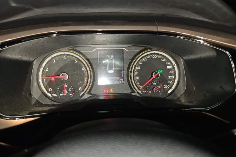 Used Volkswagen Tharu 2020 280TSI Two-Wheel Drive Luxury Edition China VI Standard
