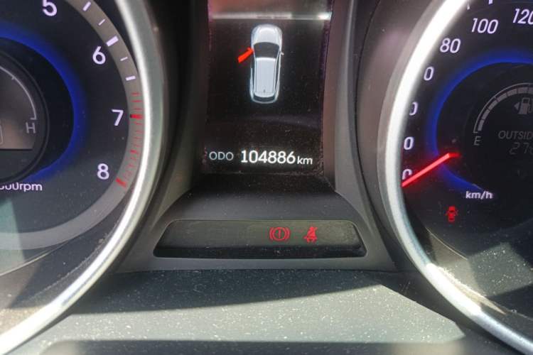 Used Hyundai Santa Fe 2015 2.0T Automatic Two-Wheel Drive Smart Version 5 Seats