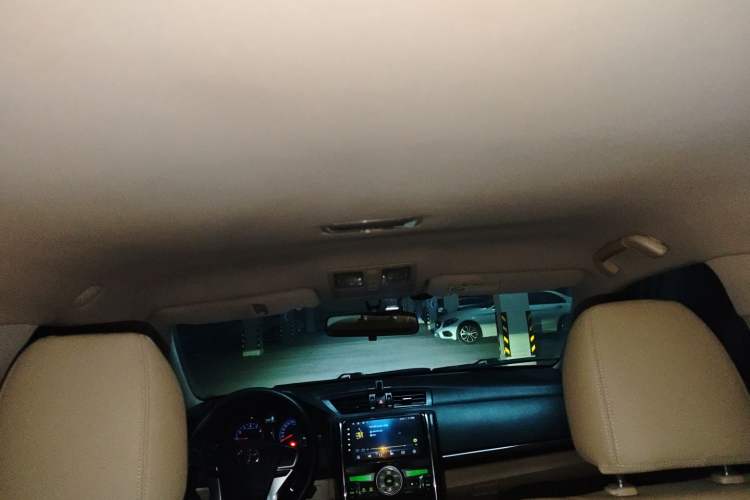 Used Toyota Reiz 2010 2.5S Fengdu Jinghua Edition Headliner