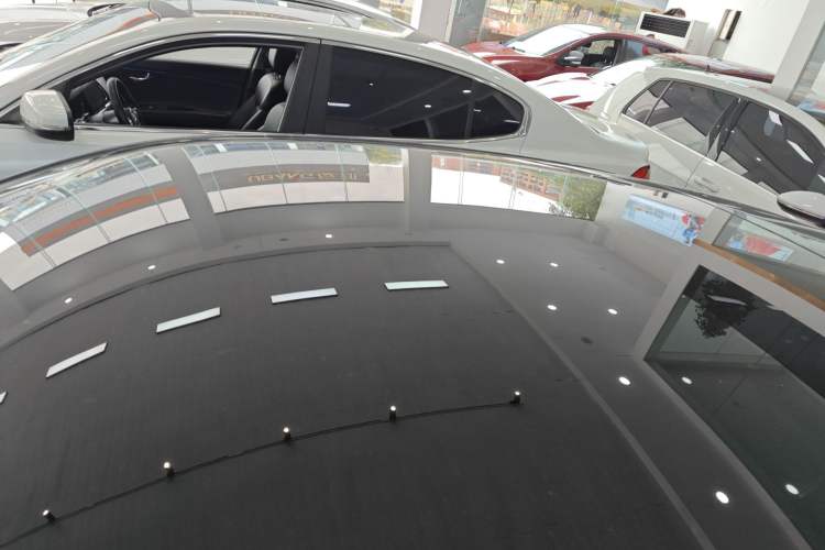 Used CHANGAN UNI-V 2023 1.5T Premium Model