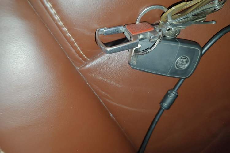 Used Buick LaCrosse 2013 2.4L SIDI Elite Comfort Version
