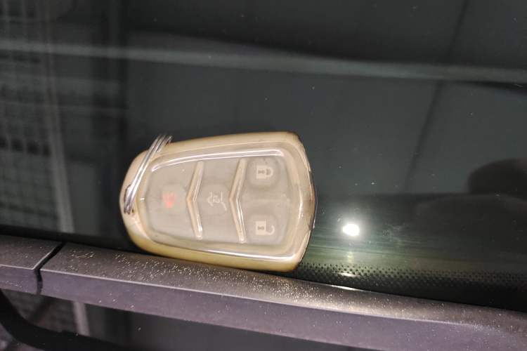 Used Cadillac XT4 2020 28T Two-Wheel-Drive Leading Version