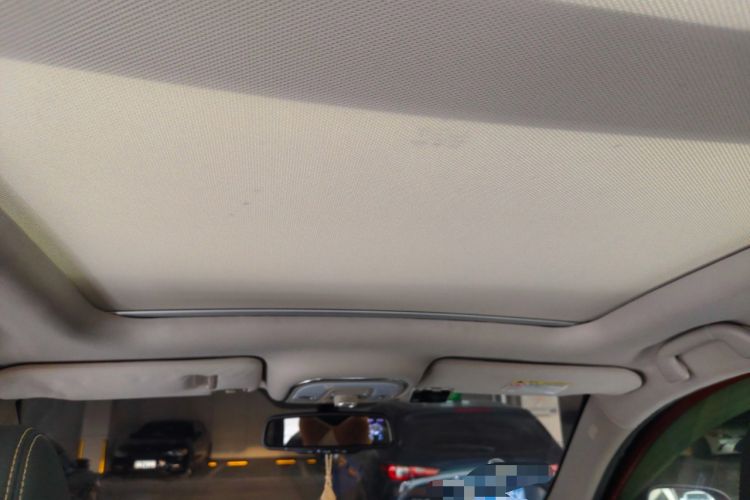 Used BYD Song New Energy 2017 Song DM 1.5TID All-Wheel Drive Luxury Model Headliner