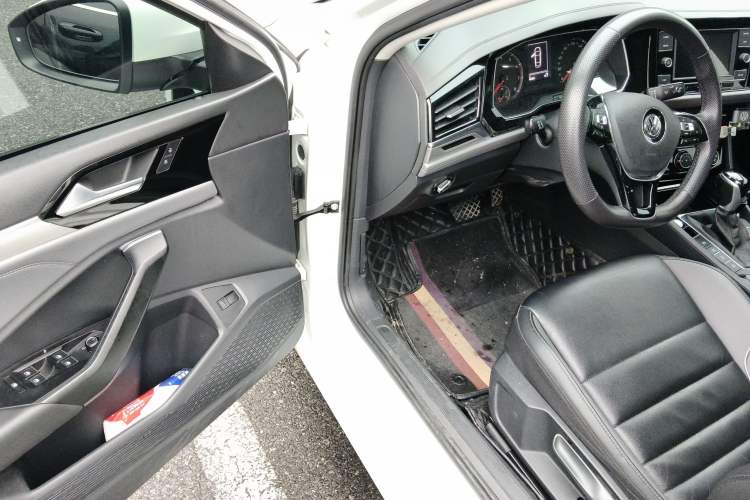 Used Volkswagen Sagitar 2020 280TSI DSG Comfort Version China VI Standard Driver Seat