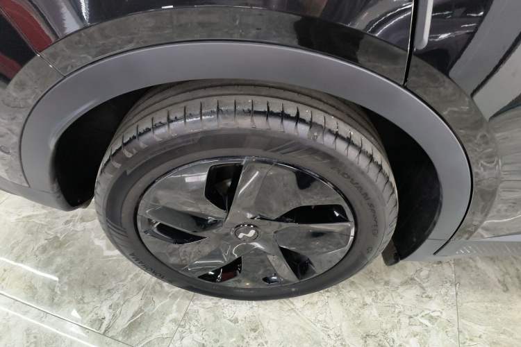 Used ONVO L60 2025 Model—60 kWh Rear-Wheel-Drive Version
