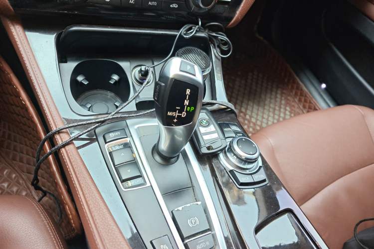 Used BMW 5 Series 2017 525Li Leading Model
