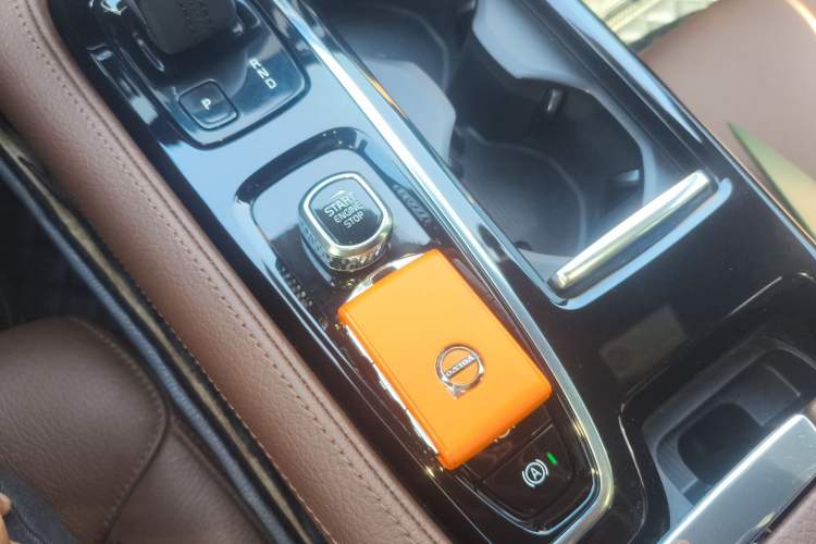 Used Volvo S90 New Energy 2021 T8 eDrive Hybrid Zhiyi Luxury Edition Vehicle Key