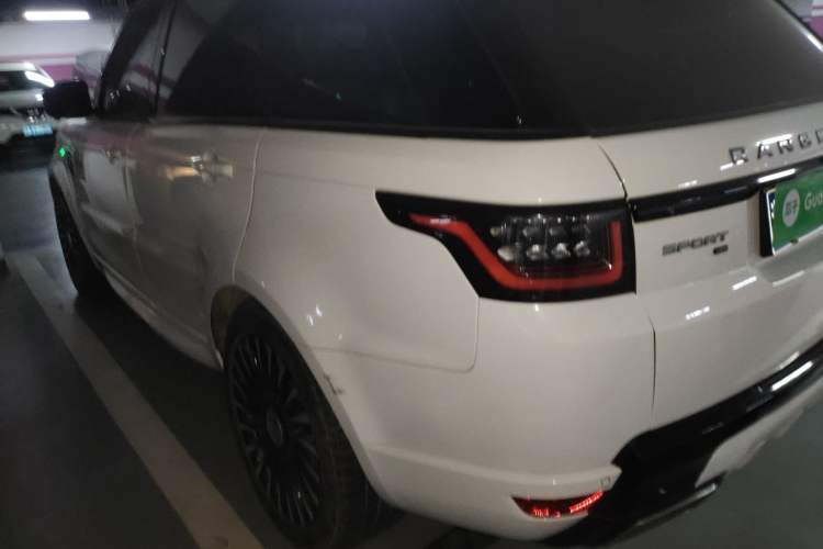 Used Land Rover Range Rover Sport 2020 3.0 L6 HSE DYNAMIC
