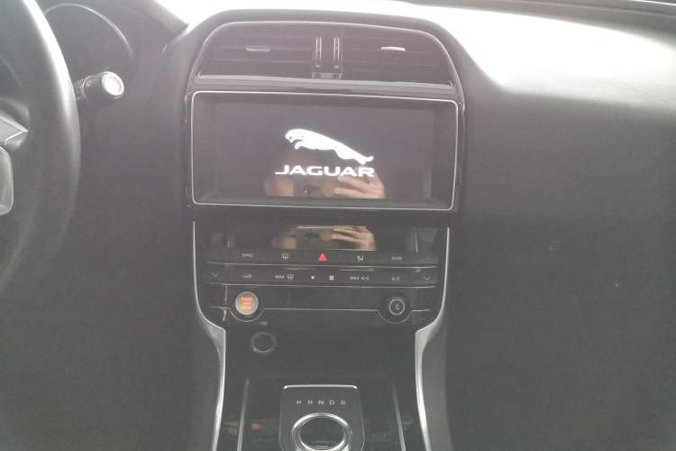 Used Jaguar XEL 2019 2.0T 200 PS Luxury Edition
