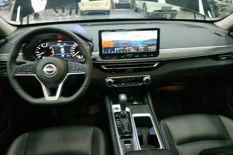 Used Nissan Teana 2024 2.0L XE Genuine Edition