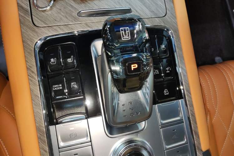 Used Tank 500 New Energy 2024 Hi4-T Gear Lever