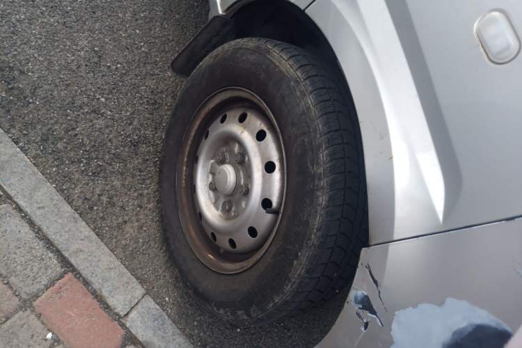 Used Wuling EV50 2021 Box-Type Logistics Vehicle Bocreat Ningde 41.86 kWh Liugong Electric Control System
