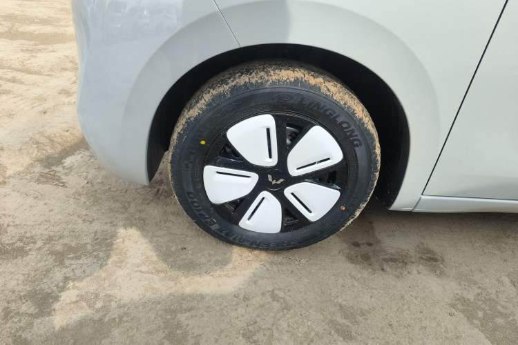 Used Wuling Hongguang MINIEV 2025 Four-Door Version Advanced Edition
