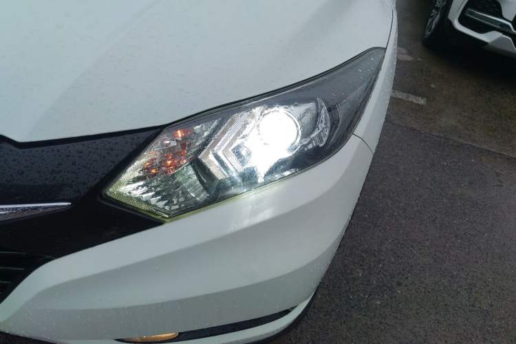 Used Honda Vezel 2017 1.5L CVT 2WD Comfort Model Left Front Headlight
