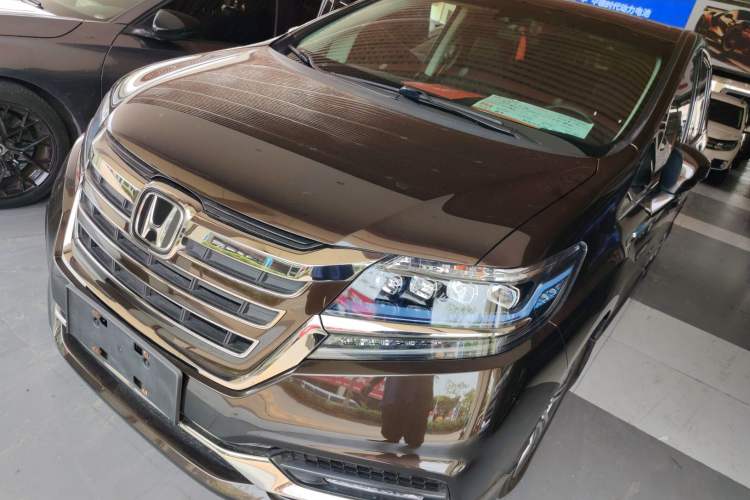 Used Honda Elysion 2019 2.0L Hybrid Luxury Edition