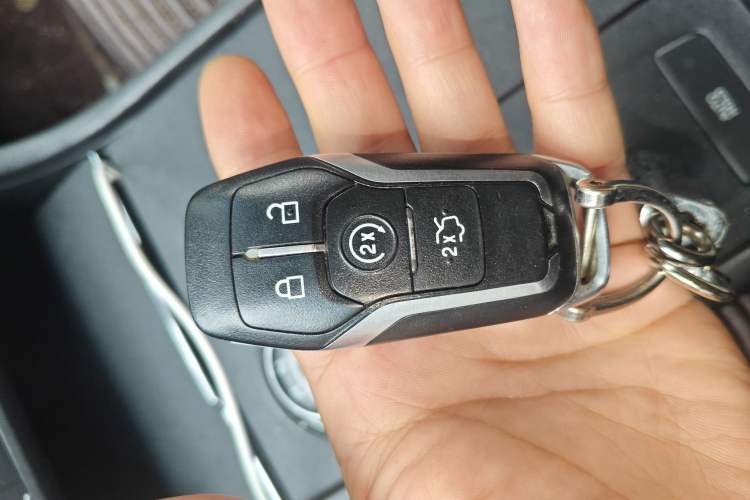 Used Ford Taurus 2015 EcoBoost 245 Fashion Edition
