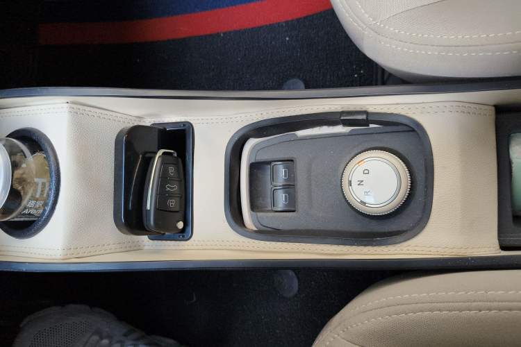 Used Chery QQ Ice Cream 2024 170km Sundae Gear Lever