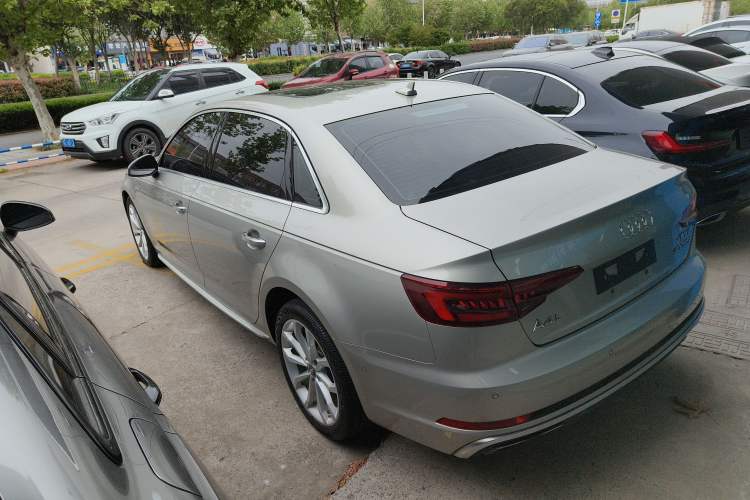 Used Audi A4L 2019 40 TFSI Fashion Version China V
