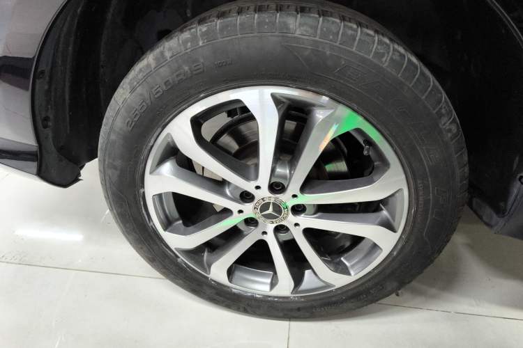 Used Mercedes-Benz GLE 2017 GLE 320 4MATIC Dynamic Model