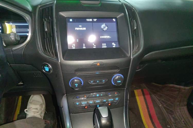 Used Ford Edge 2018 EcoBoost 245 Two-Wheel-Drive Titanium 7-Seater China VI Standard