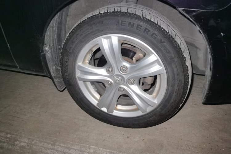 Used Haima Puxima 2013 1.6L Manual 7-Seater Adventure Edition Right Front Wheel Hub