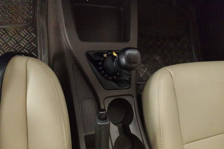 Used Wuling Rongguang V 2019 1.5L Standard Version China VI LAR
