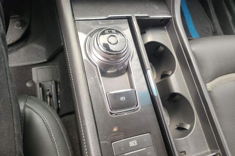 Used Ford Taurus 2017 EcoBoost 245 Luxury Model
