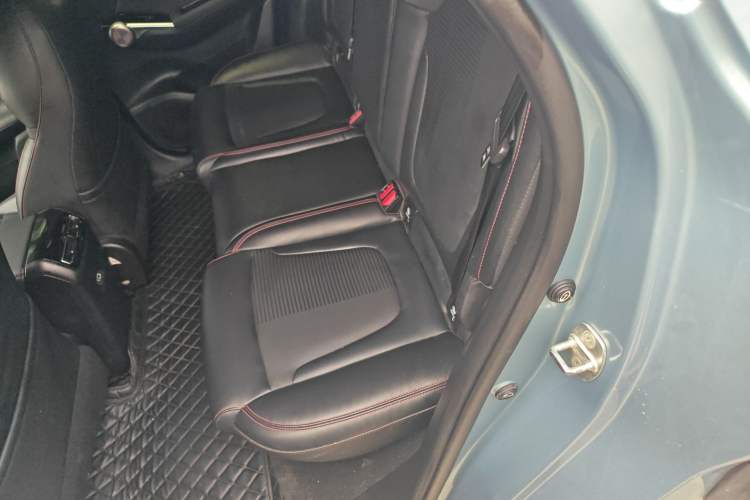 Used GAC Trumpchi EMKOO 2022 1.5T Supernova Pro Edition Left Rear Seat